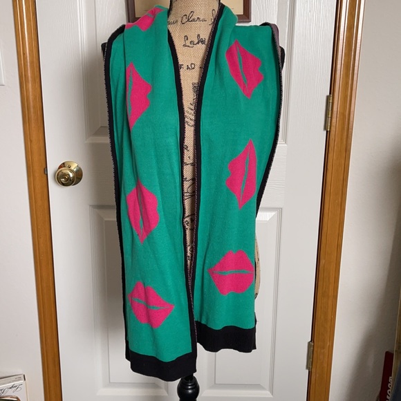 Scarf - Picture 2 of 5